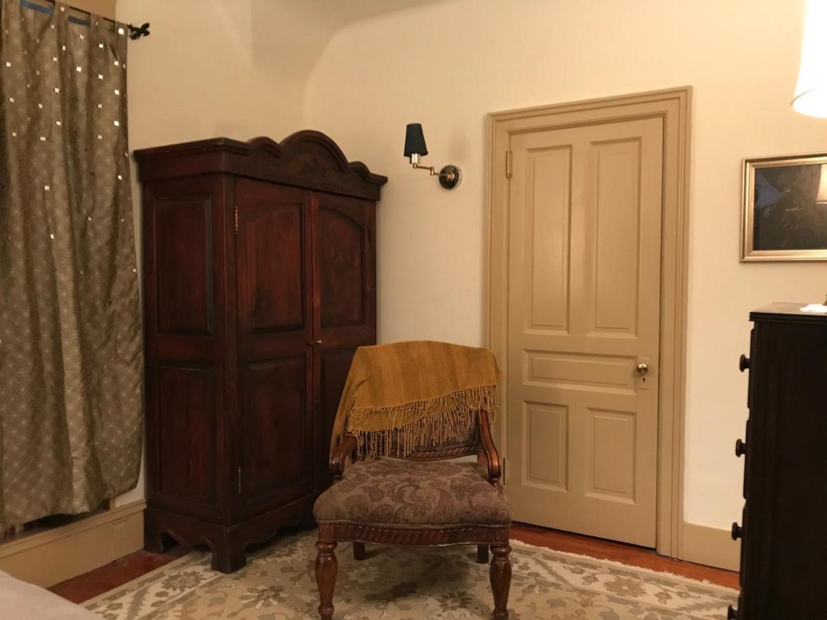 Little Castle Apartment Villanova Bagian luar foto