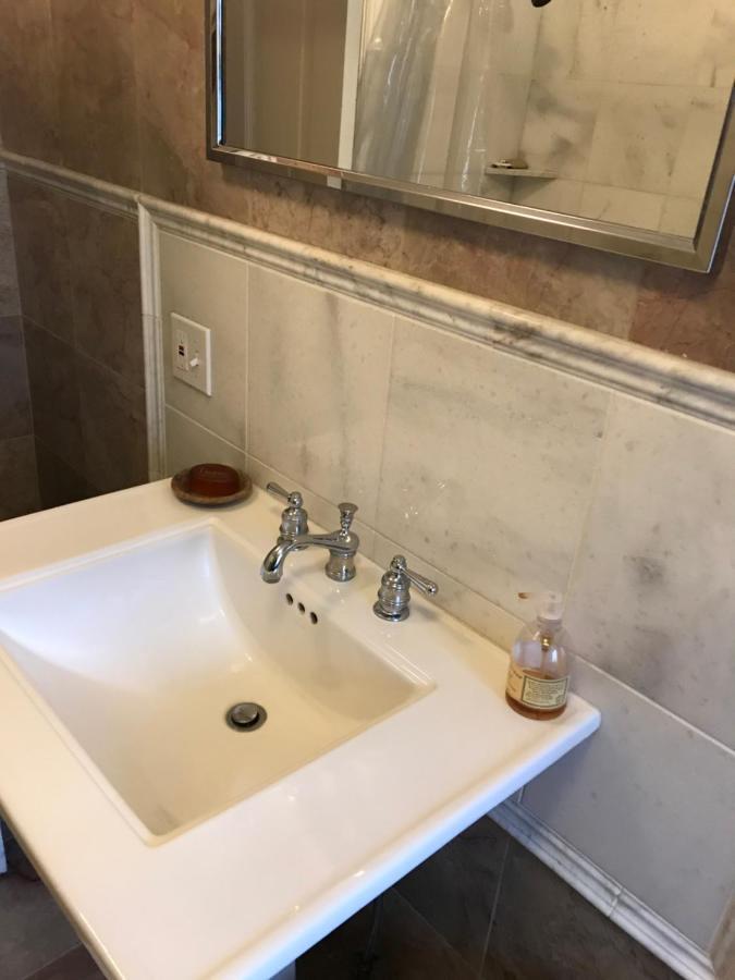 Little Castle Apartment Villanova Bagian luar foto